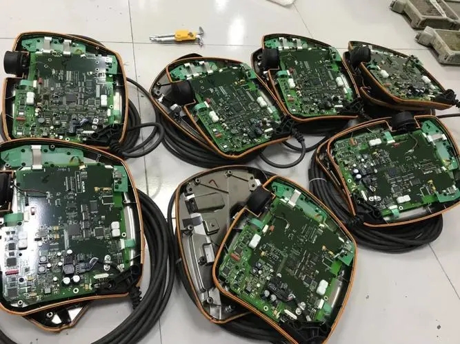 庫卡示教器.webp.jpg